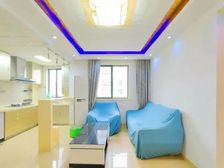 (新上三面沿河)前后视野开阔!南北通客厅落地窗!主卧带大阳台