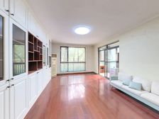 万里雅筑 3室2厅 127.23平楼栋位置安静200米到地铁