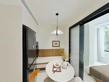 精装修20万 可拎包入住,低区楼层 ,步行到世纪公园600