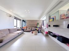 4室,房型正气,房东挥泪大甩卖,你懂的快点来吧!!