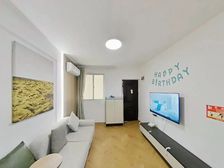 电梯两房!业主买好房着 手!小区中间位置,精装修拎包入住。