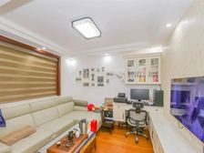 近期必卖(30万精装全送)三轨交汇,满五税少,楼下有车位!