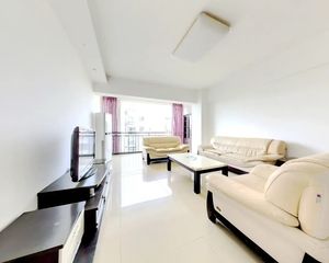 风华苑 3室1厅 东南