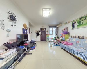昌盛园三区 2室2厅 82.57平