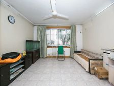 中芯花园位置,东边套装修好,诚心出售,随时看房