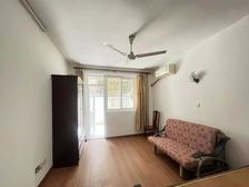 新上笋盘丨低于市场价80W!一楼送15平米院子,楼间距宽敞!