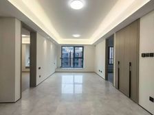 大学城地铁 品质新房 精装三阳开泰户型 全明格局 三居双明卫