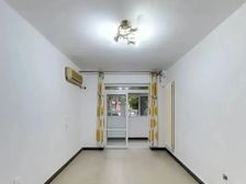 西环里双卧南向温暖一冬天 明厨明卫全天采光 中间位置不临街