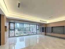 必看好房!!超大落地窗 采光视野超好 光谷翡丽天玺 精装5室