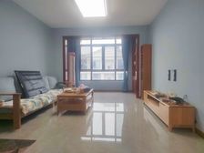 保利金香槟 三房两卫 精装洋房 带露台哦