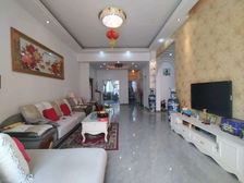 北京路金苑花园 130平精装三房两厅 满五 拎包入住