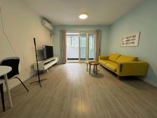 前滩南新小区,南北通大两房,中间楼层无遮挡,税费各付,随时看