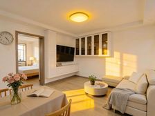 急售!北新泾新出01年商品房,双南客厅带阳光,50萬装修全送