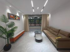 新出房源!江月路地铁口 世博家园四街坊 精装修 南北通透