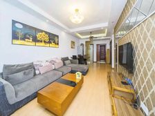 多房朝南 全明户型 交通便利 环境优美 车站旁