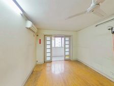 朱梅小区 南北通透 楼层好 精装可拎包入住 医疗配套成熟