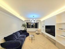 有车位,有电梯,环保材料精装,随时看房,价格好谈