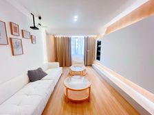 临地铁 南北通透 精装可拎包入住 小三房 中间楼层 商品房