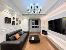 有车位,环保材料精装,随时看房,价格好谈,有电梯。