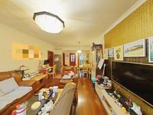 近地铁 视野无遮挡 双卫 商业配套齐全 大两居 商品住宅