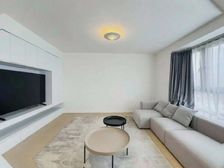 新上,婚房装修,有电梯,业主出国,急!价格可谈