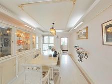 大平层,面朝广场,视野开阔,看房有钥匙