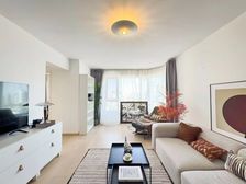 房东诚心出售好房,置换房子看好了,继续腾出购房,价可谈。