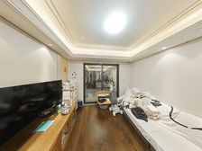 新挂笋盘金地世家,业主诚售,位置好,带产权车位