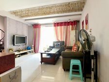 18号轻轨站,李家沱,精装三房,拎包入住,配套成熟 ,位置好