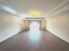 华荣公寓263.07平米精装南北3室2厅2卫电梯房满五年唯壹