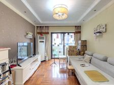 海华花园二手买进一直中间套朝南户型好 有车位中高区阳光好