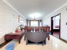 贾家花园15号院 3室2厅 161.42平