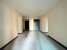 礼嘉 天街旁 门口轨道 带星光 配 急售