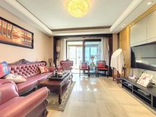 嘉誉湾195.02平四房带车位诚意出售 无税费 看房方便