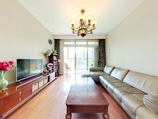 加州水郡 标准南北通三房 诚意出售 看房方便 满五V一带车位