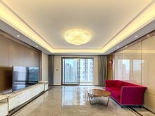 仁恒公园世纪,新出大平层 中间楼层 保养如新 有车位 !