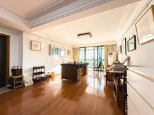 徐汇内环边(区域必看好房 电梯小高层)南北通透 两卫布局