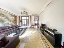 盘龙湾徽派联排别墅 朝南 前庭后院中天井 全新装修 诚心出售