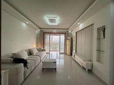 电梯南北通两房,靠近地铁联航路站,南北通大两房