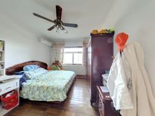 湘江道片 云景大厦大 2室1厅 装修好朝向采光好电梯房