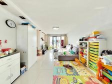 蓝郡国际花园 3室2厅 130.63平