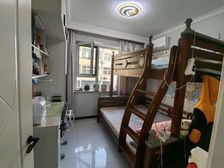 怡然城对面 丽景名典 低楼层 养老上学都可送小房一个。