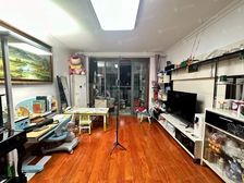 业主诚心出售,满五无个税,产权清晰,随时看房!价格好谈