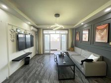 就这一套,大三房,电梯顶楼带阁楼,飞机户型,视野开阔,采光好