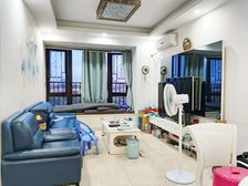 紧邻地铁,周边配套设施齐全,性价比高78平中信观澜凯旋城