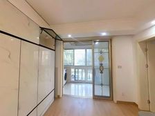 地铁口 电梯房!精装全送!中间楼层!看中可议价!随时欢迎!