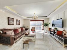 钟界沸0.5 富仁名苑 4室2厅 187.46平