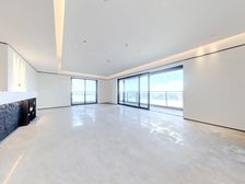 武汉长江中心 4室1厅 282.94平