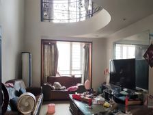 1.5 急售124万!新光天地商圈 配套齐全 双轻轨出行方便