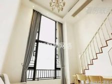 3号线客村站 复式两房 有红本 可租4500 来电可看房